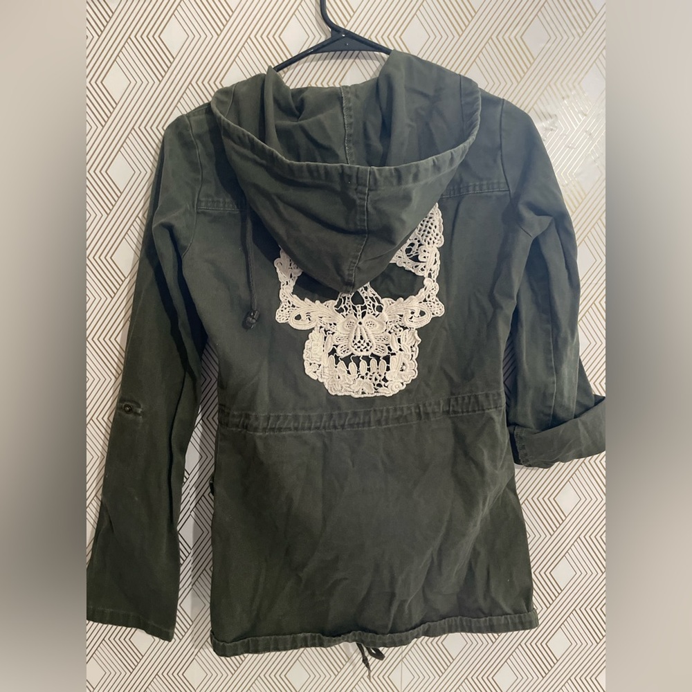 Hot Topic Skull Jacket - Picture 6 of 7